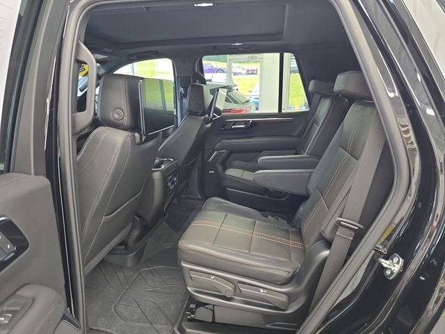 New 2026 Chevrolet Tahoe High Country - photo - 10