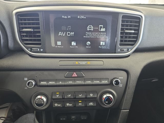 Pre-Owned 2020 Kia Sportage LX - photo - 14