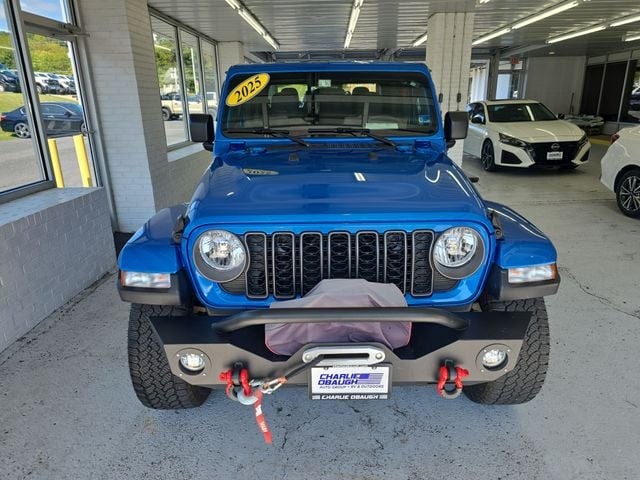 Pre-Owned 2025 Jeep Gladiator Nighthawk - photo - 7