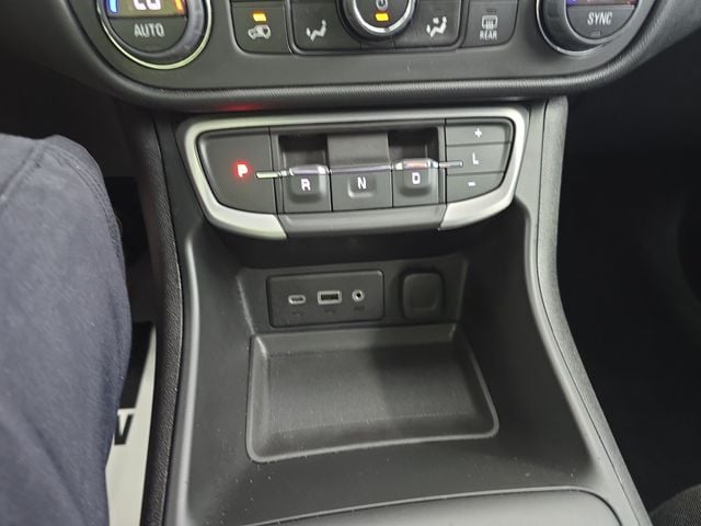 Pre-Owned 2023 GMC Terrain SLE - photo - 22