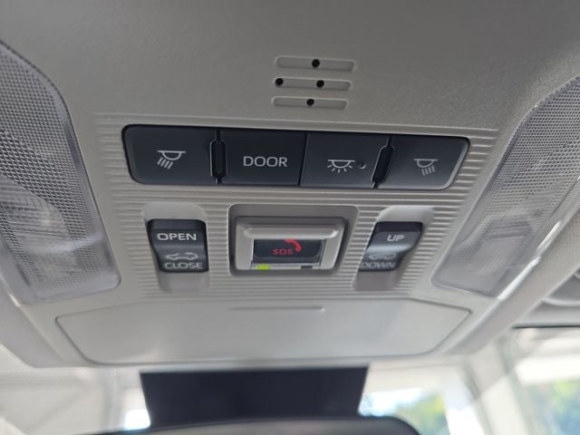 Pre-Owned 2022 Toyota RAV4 XLE - photo - 22