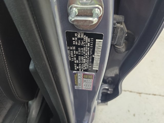 Pre-Owned 2023 Kia Sorento SX - photo - 13