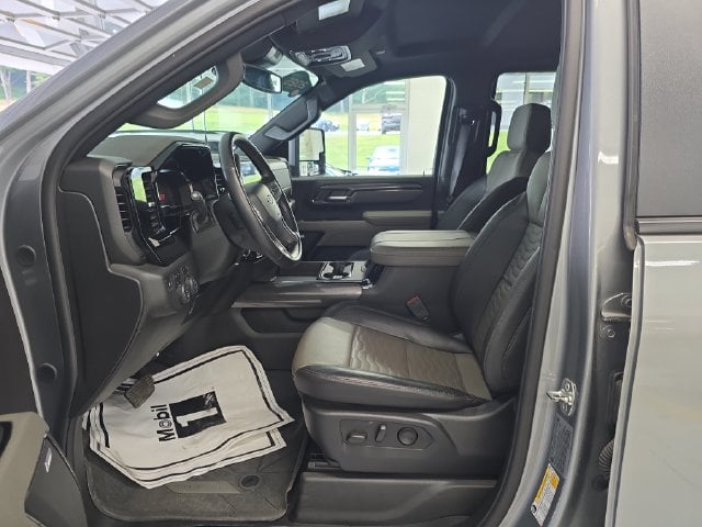Pre-Owned 2025 Chevrolet Silverado 2500HD ZR2 - photo - 12