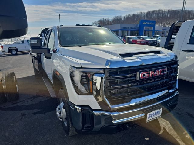 New 2026 GMC Sierra 3500HD Pro - photo - 6