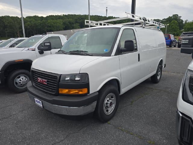 New 2026 GMC Savana 2500 Work Van - photo - 1