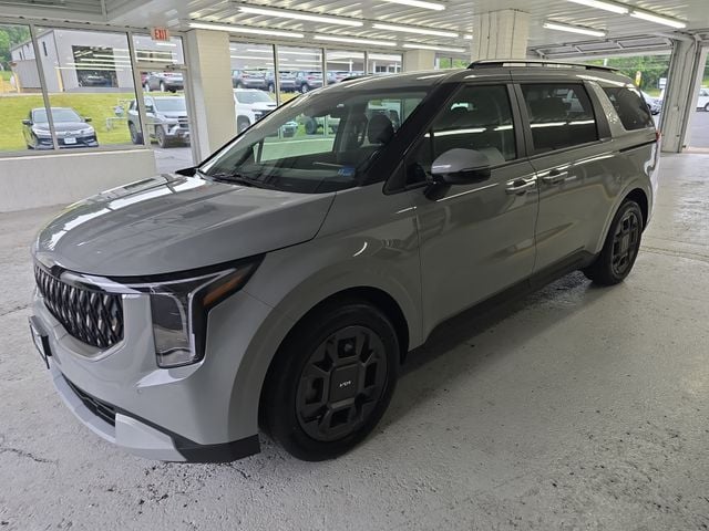 Pre-Owned 2025 Kia Carnival Hybrid EX - photo - 1