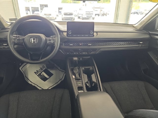 Pre-Owned 2024 Honda Accord EX - photo - 10