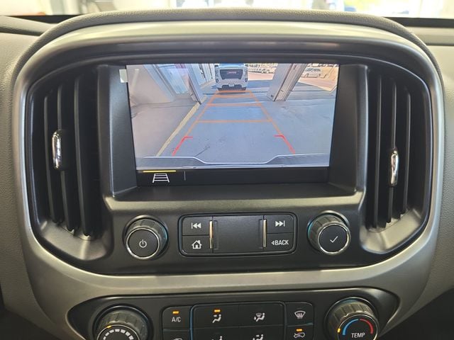 Pre-Owned 2020 Chevrolet Colorado LT - photo - 15
