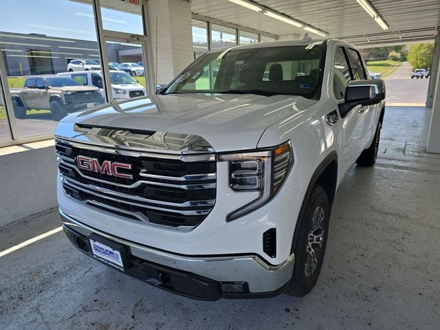 Pre-Owned 2025 GMC Sierra 1500 SLT - photo - 1