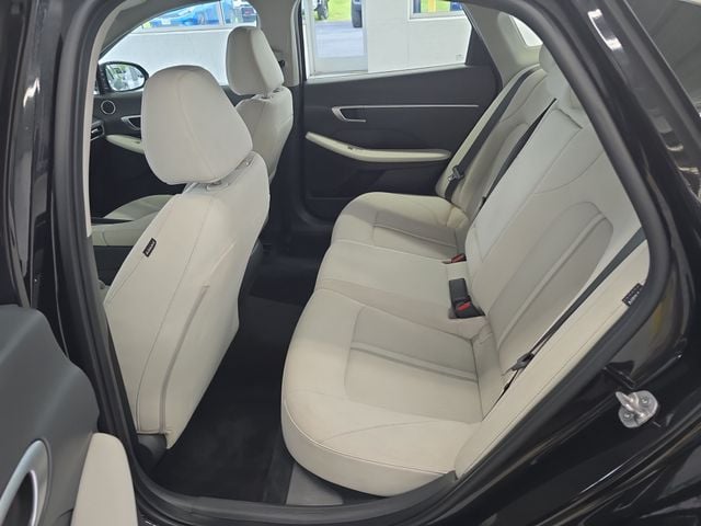 Pre-Owned 2025 Hyundai Sonata SEL - photo - 9