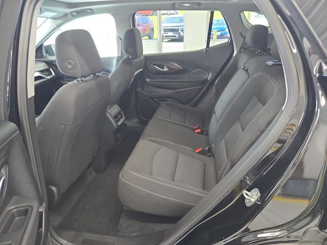Pre-Owned 2023 GMC Terrain SLE - photo - 9