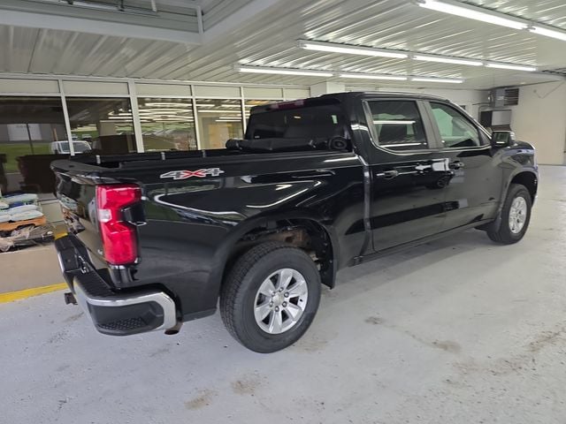 Pre-Owned 2022 Chevrolet Silverado 1500 LT - photo - 5