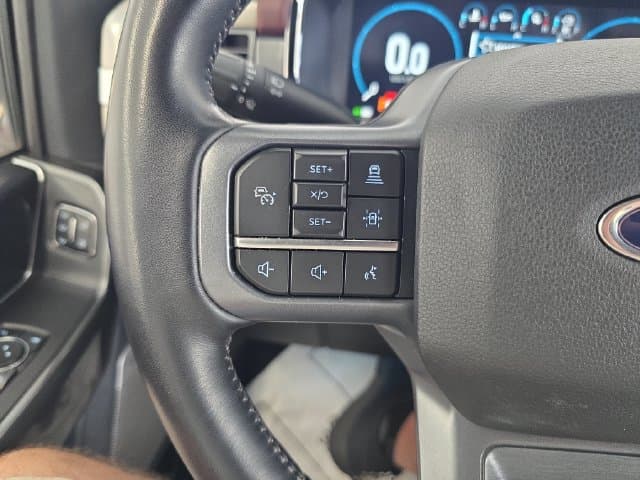 Pre-Owned 2023 Ford F-150 Lariat - photo - 18