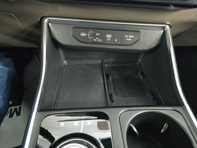 Pre-Owned 2025 Kia Carnival Hybrid EX - photo - 21