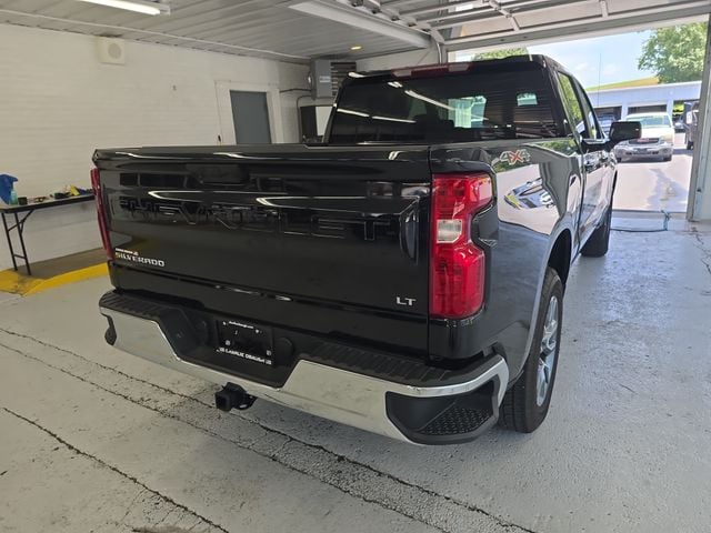 Pre-Owned 2025 Chevrolet Silverado 1500 LT - photo - 4