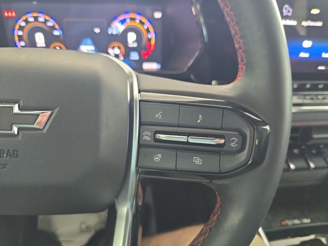 Pre-Owned 2025 Chevrolet Colorado Z71 - photo - 17