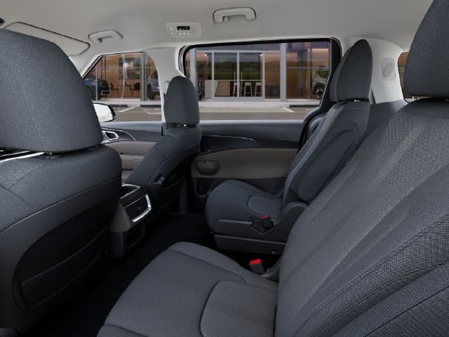 New 2027 Kia Carnival LX - photo - 17