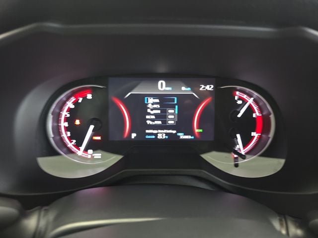 Pre-Owned 2023 Toyota RAV4 XLE Premium - photo - 17