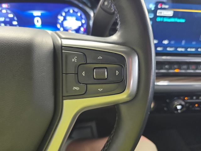 Pre-Owned 2024 Chevrolet Silverado 1500 LT - photo - 17