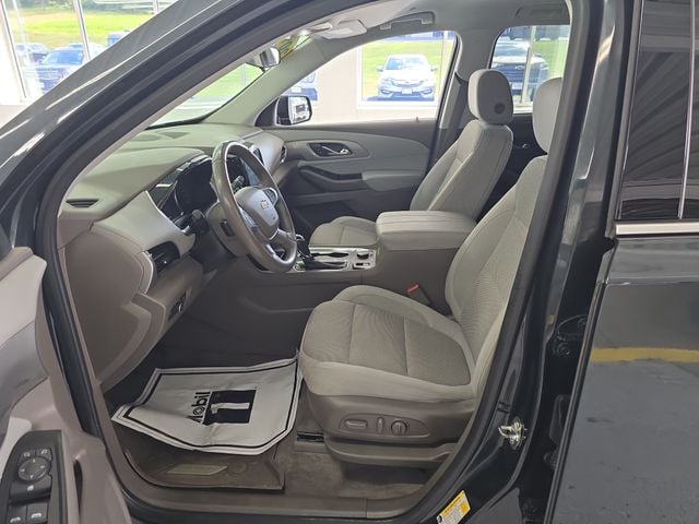 Pre-Owned 2019 Chevrolet Traverse LT - photo - 12