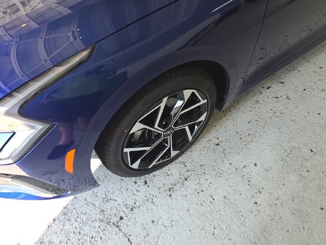 Pre-Owned 2025 Kia K5 EX - photo - 8