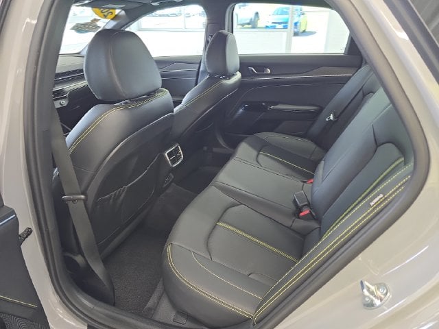 Pre-Owned 2025 Kia K5 GT - photo - 9