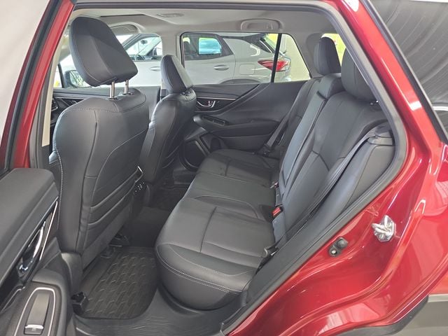 Pre-Owned 2025 Subaru Outback Limited - photo - 9