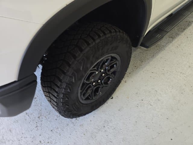 Pre-Owned 2024 Chevrolet Silverado 1500 ZR2 - photo - 8