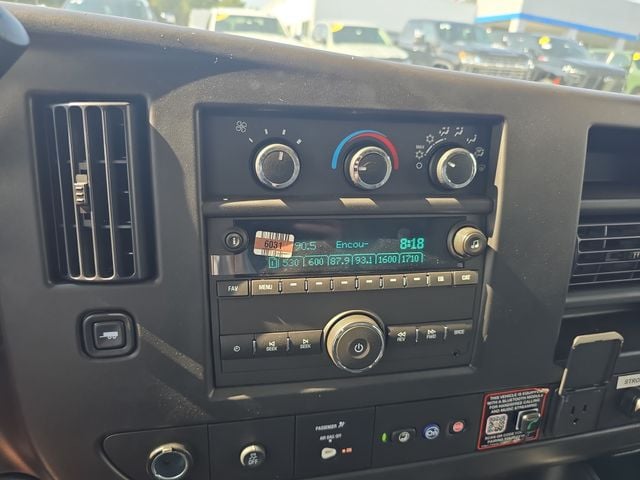 New 2026 Chevrolet Express 3500 Work Van - photo - 11