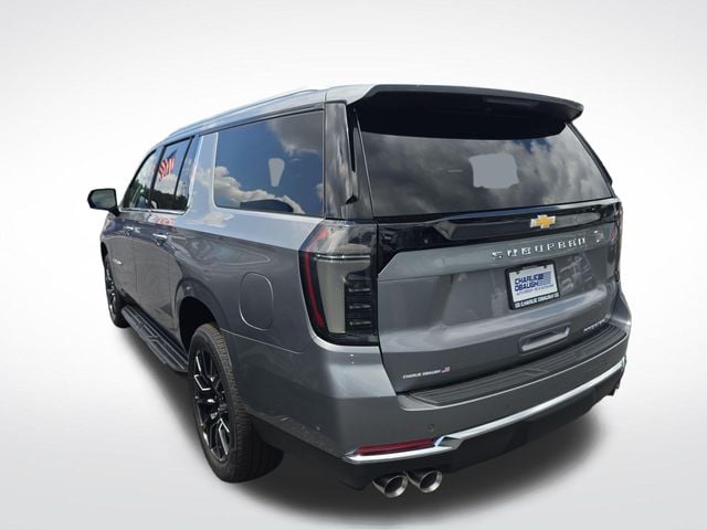 New 2026 Chevrolet Suburban Premier - photo - 2