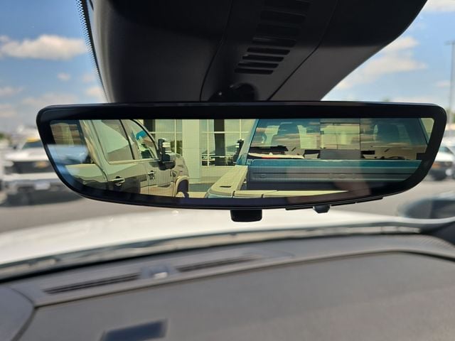 New 2026 Chevrolet Traverse LT - photo - 21