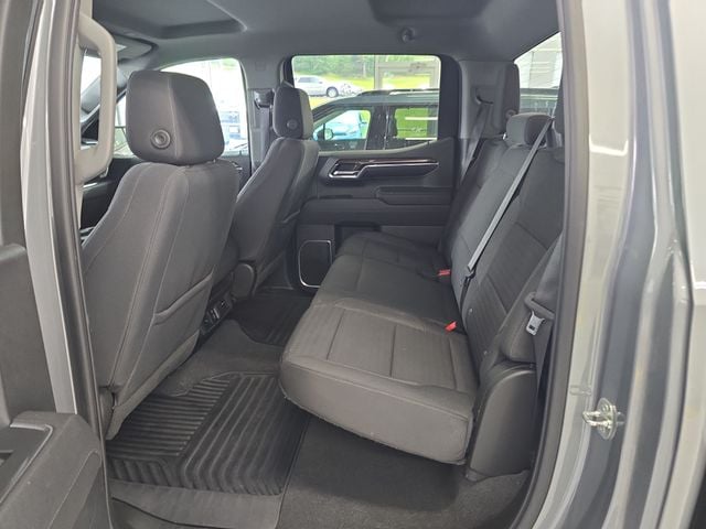Pre-Owned 2023 Chevrolet Silverado 1500 LT - photo - 9