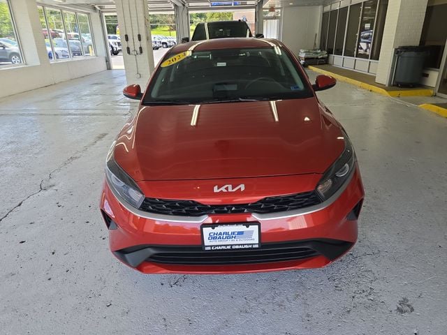 Pre-Owned 2024 Kia Forte LXS - photo - 7