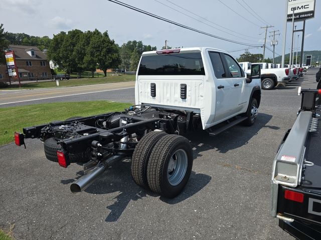 New 2026 GMC Sierra 3500HD Pro - photo - 5