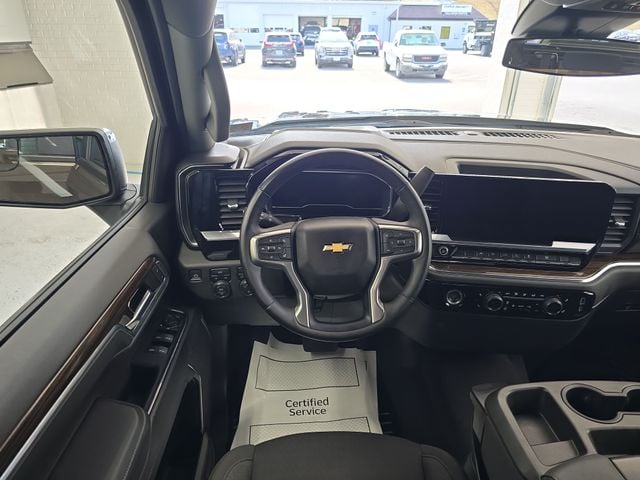 Pre-Owned 2023 Chevrolet Silverado 1500 LT - photo - 11