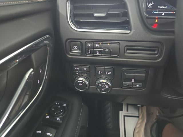 Pre-Owned 2023 GMC Yukon AT4 - photo - 19