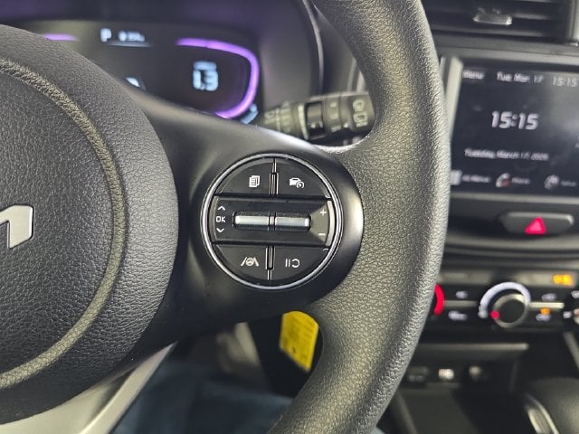 Pre-Owned 2025 Kia Soul LX - photo - 17