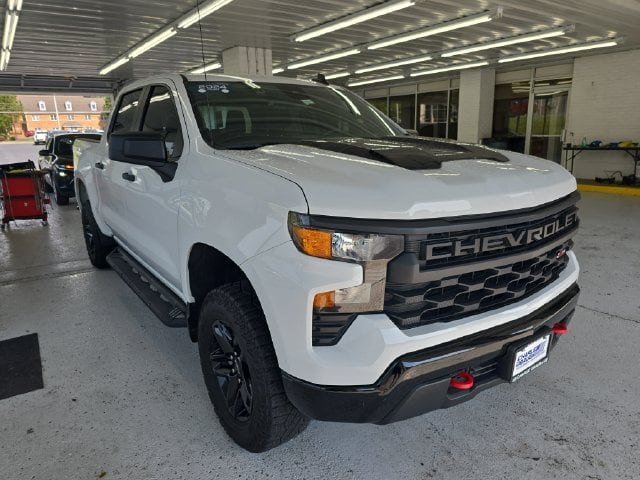 Pre-Owned 2024 Chevrolet Silverado 1500 Custom Trail Boss - photo - 6