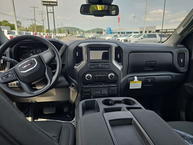 New 2026 GMC Sierra 3500HD Pro - photo - 10