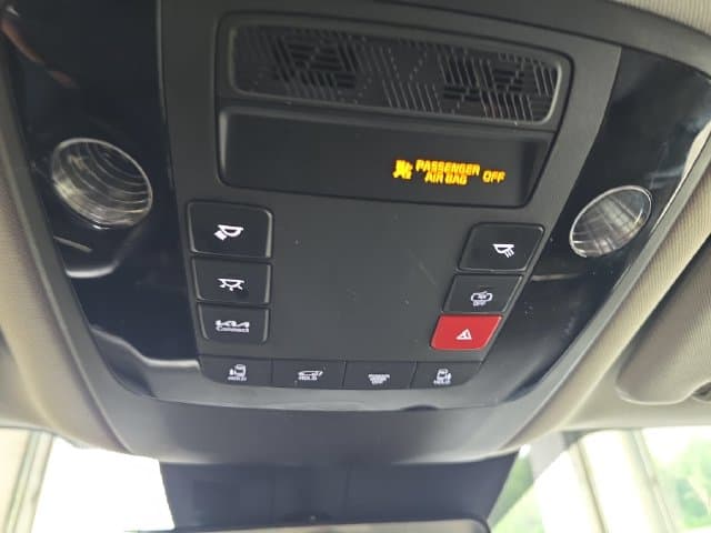 Pre-Owned 2025 Kia Carnival Hybrid EX - photo - 22