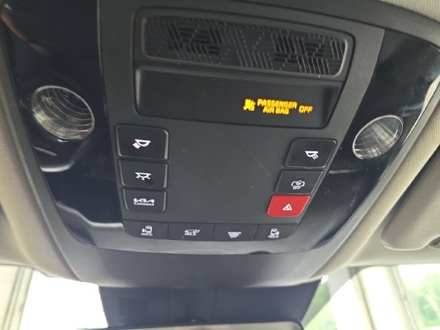 Pre-Owned 2025 Kia Carnival Hybrid EX - photo - 22