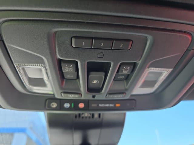 New 2026 Chevrolet Silverado 1500 High Country - photo - 24