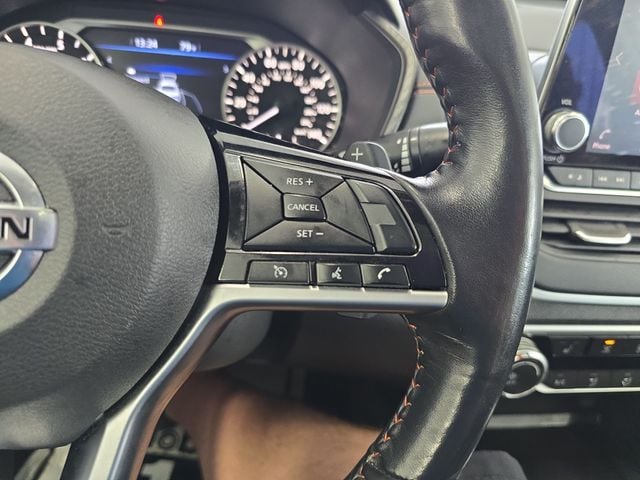 Pre-Owned 2019 Nissan Altima 2.5 SR - photo - 18