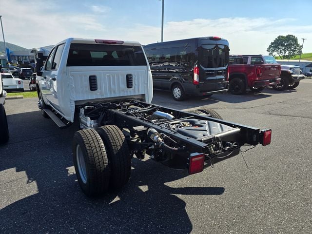 New 2026 GMC Sierra 3500HD Pro - photo - 2