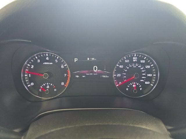Pre-Owned 2023 Kia Forte LXS - photo - 16