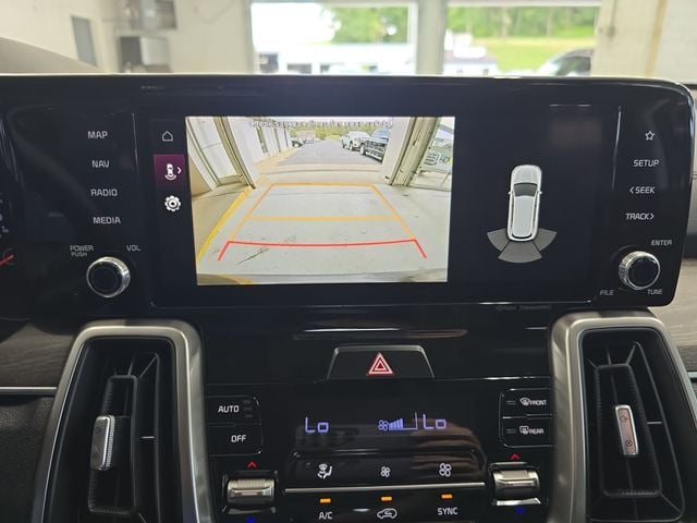 Pre-Owned 2023 Kia Sorento X-Line EX - photo - 16