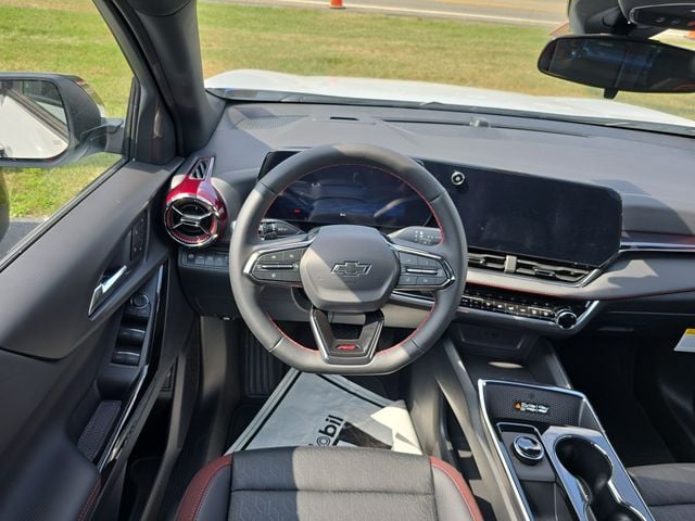 New 2027 Chevrolet Equinox RS - photo - 12