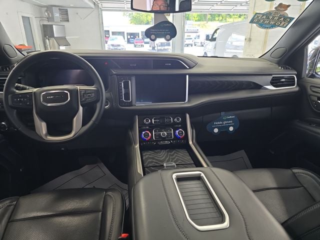 Pre-Owned 2023 GMC Yukon Denali - photo - 11