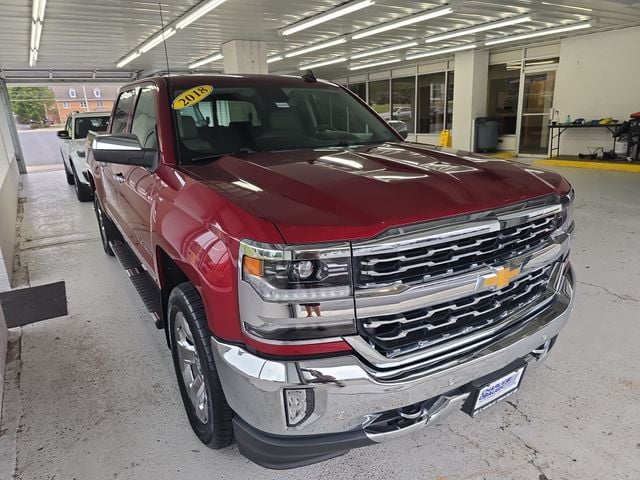 Pre-Owned 2018 Chevrolet Silverado 1500 LTZ - photo - 6