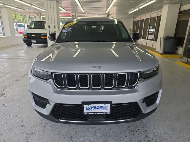 Pre-Owned 2023 Jeep Grand Cherokee Laredo - photo - 7